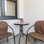 Flexible Selfcheckins 51 - Zagreb - Garage - Loggia - New